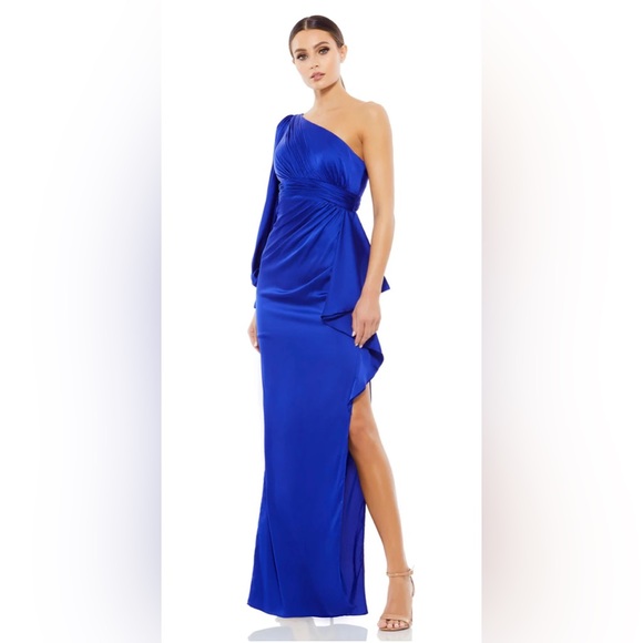 NWT IEENA MAC DUGGAL One Shoulder Asymmetric Bishop Sleeve Gown size 4 - Picture 1 of 8